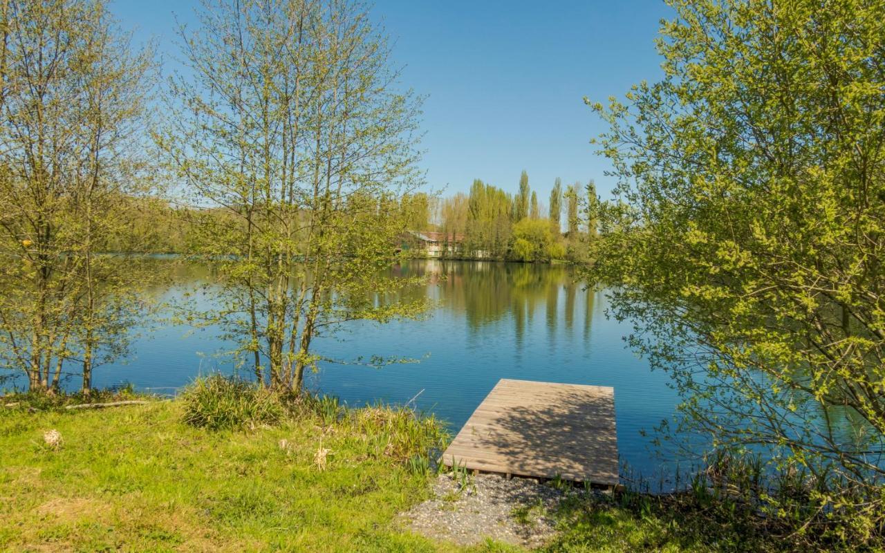 Camping Du Chateau Vert Hondainville Exterior foto