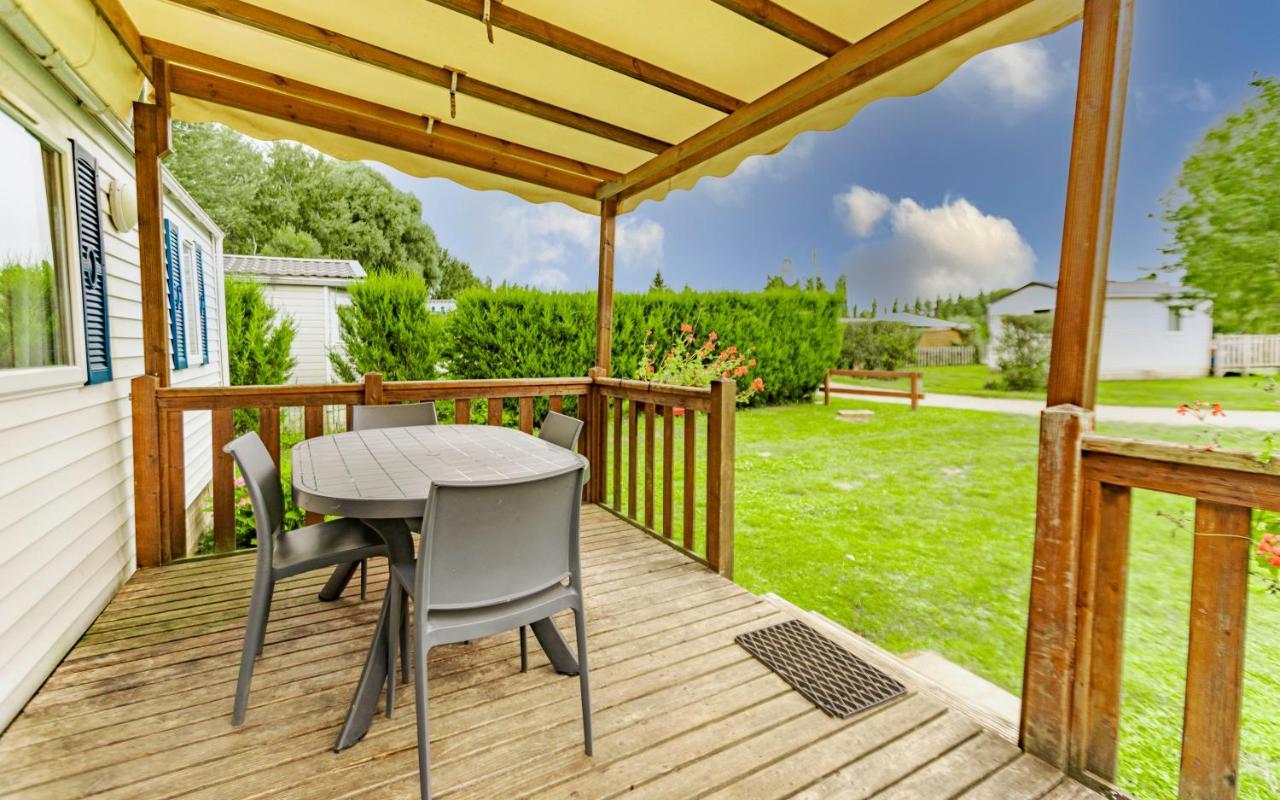 Camping Du Chateau Vert Hondainville Exterior foto